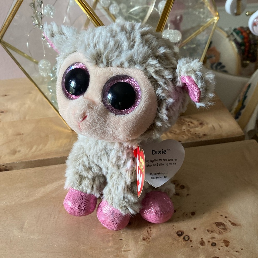 Dixie the Sheep 6” Beanie Boo with Tags!
